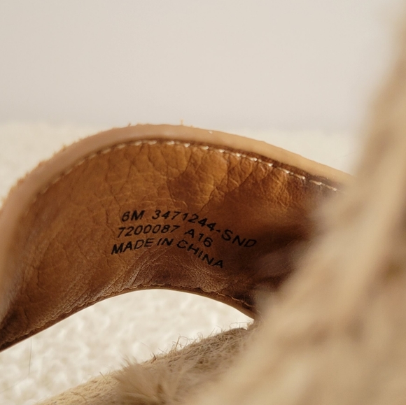 Frye Lila Feather Wedge Open Toe Suede Sandal Womens Tan Size 6 - Picture 10 of 12